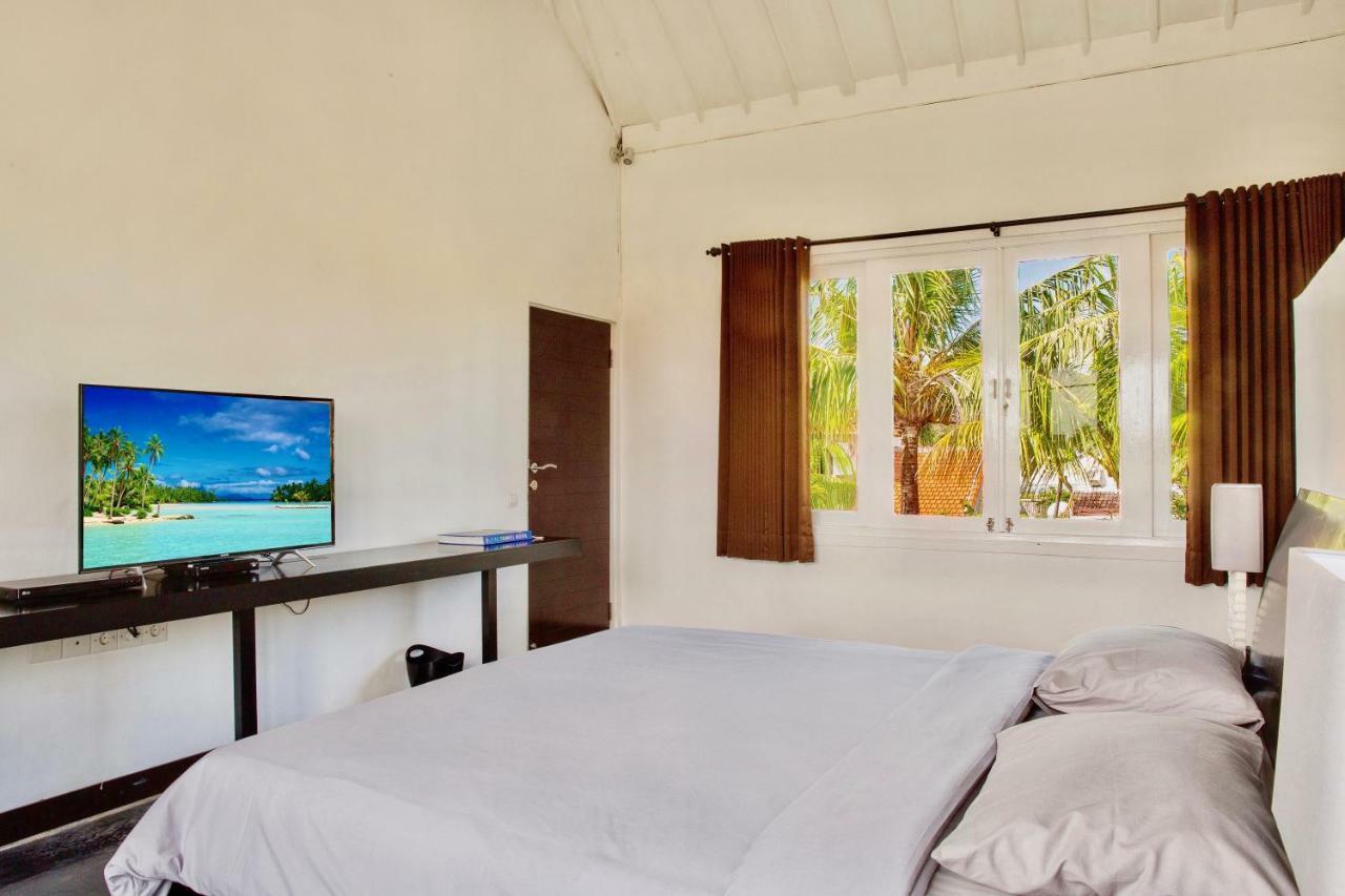 Villa Julia | Heart Of Seminyak | 350M Beach ภายนอก รูปภาพ